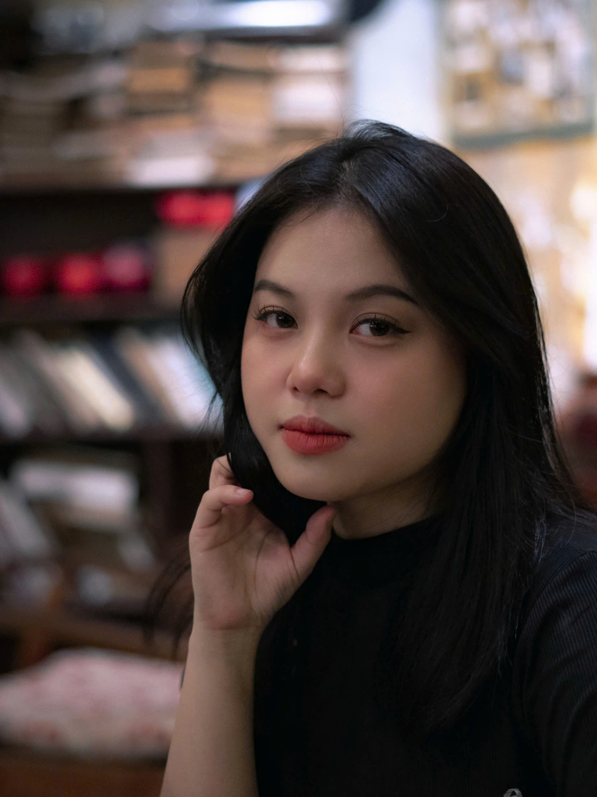 Lục Thu Thủy
