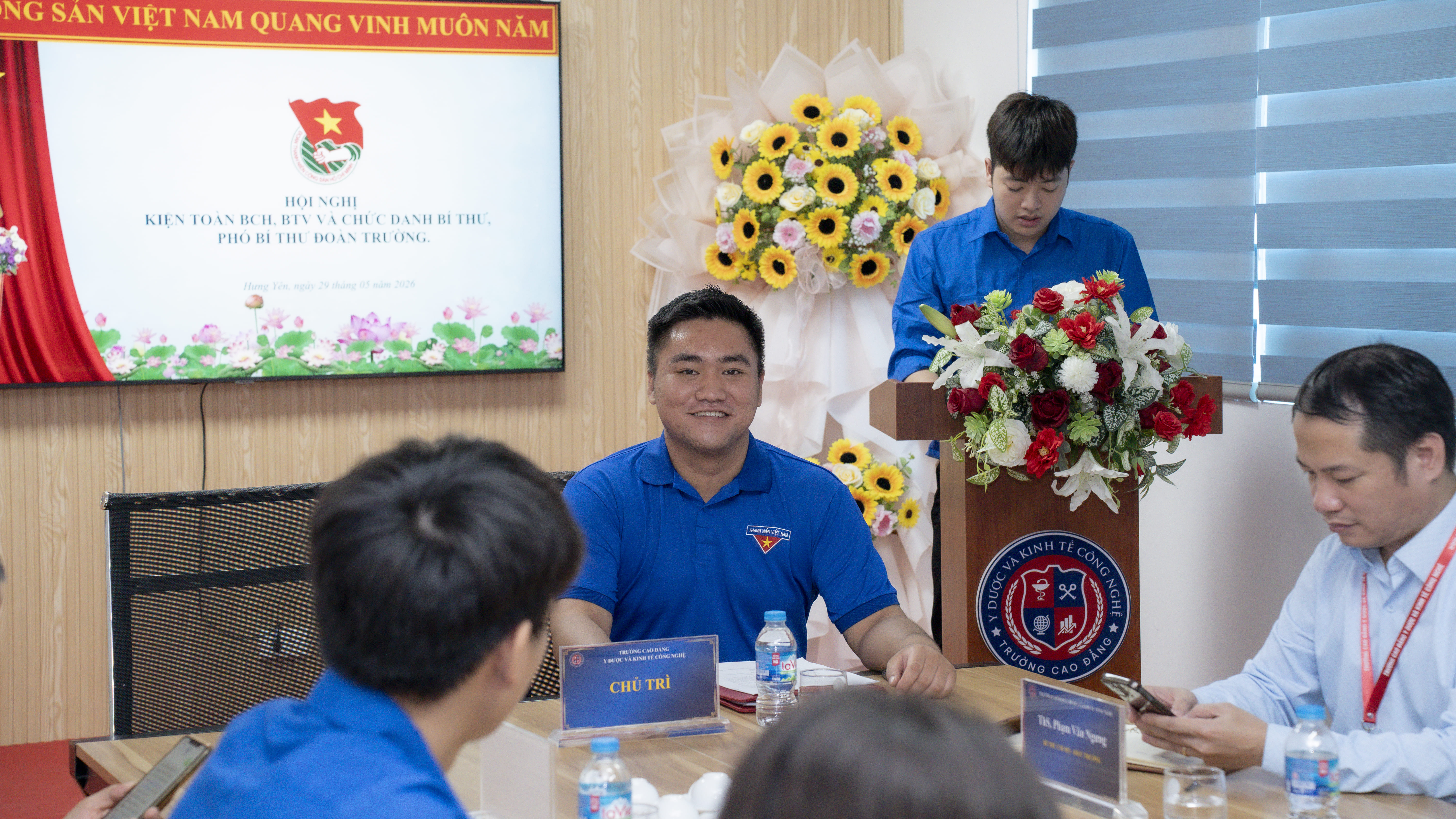 TRƯỜNG CAO ĐẲNG Y DƯỢC VÀ KINH TẾ CÔNG NGHỆ