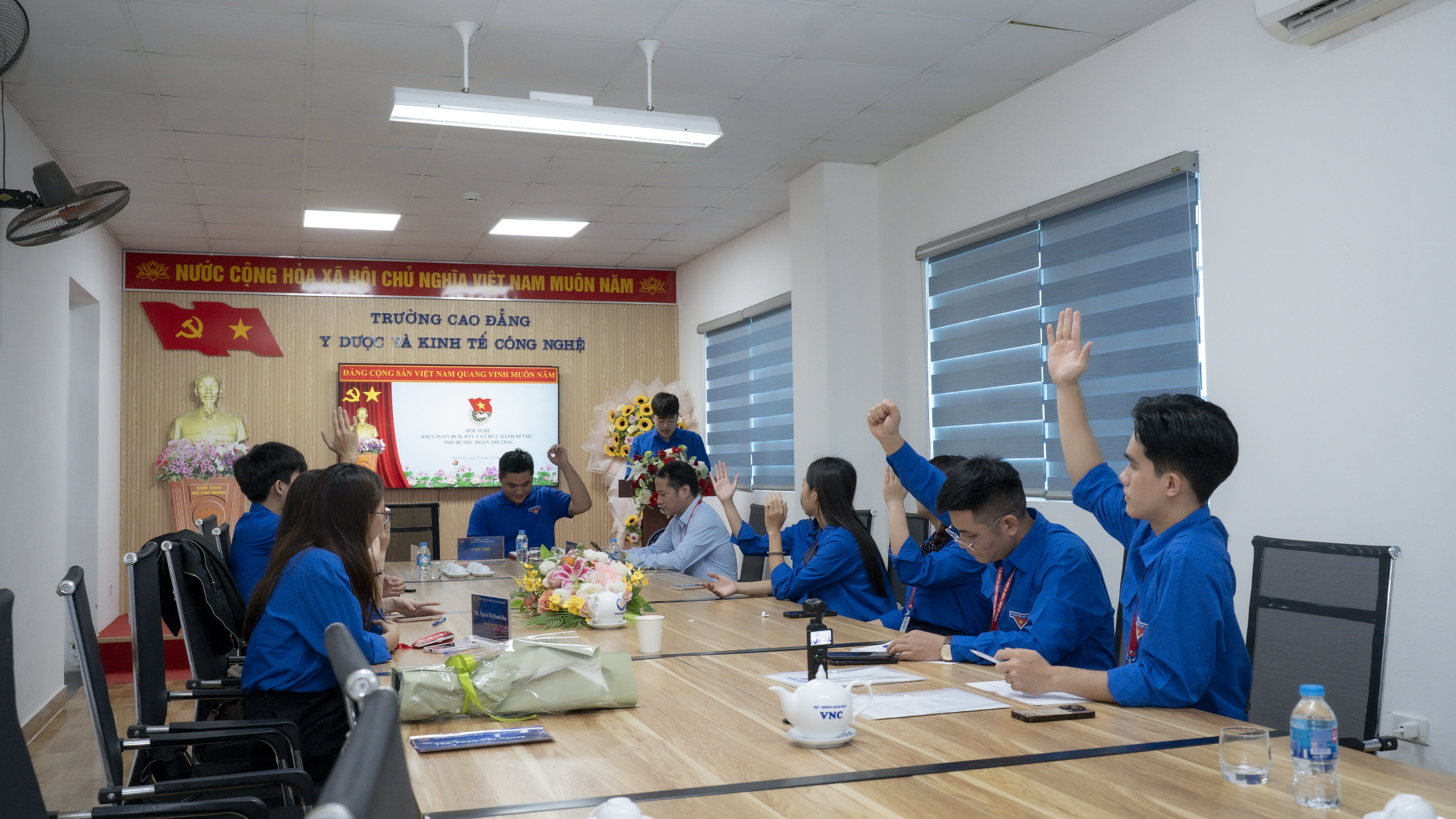 Hội Nghị Kiện Toàn Đoàn Thanh Niên Trường Cao Đẳng Y Dược Và Kinh Tế Công Nghệ Nhiệm Kỳ 2024 – 2027