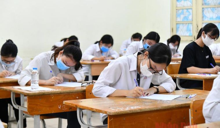 Hướng dẫn thí sinh thủ tục thi lại Đại học, cao đẳng năm 2023
