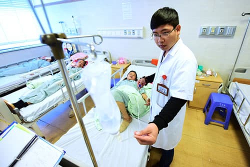 Học Y Có Khó Không? Khổ Không? Có Nên Học Y Không?
