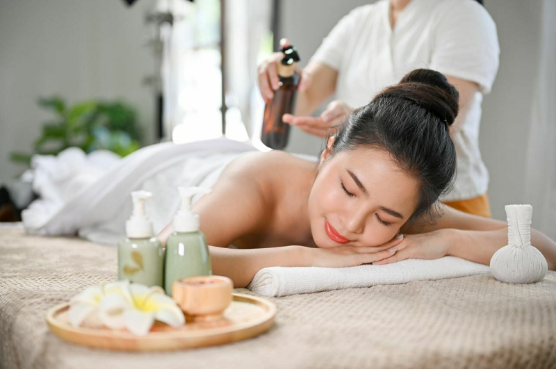 Khám phá ngành Chăm sóc sắc đẹp và Cơ hội việc làm