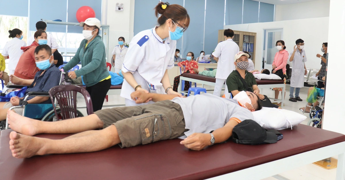 Có thêm tòa nhà mới, Bệnh viện Phục hồi chức năng TP.HCM kỳ vọng thoát cảnh quá tải - Tuổi Trẻ Online